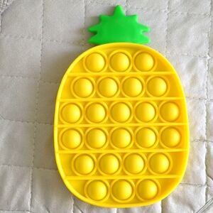 🎁 GWP - Pineapple Pop-it Toy
